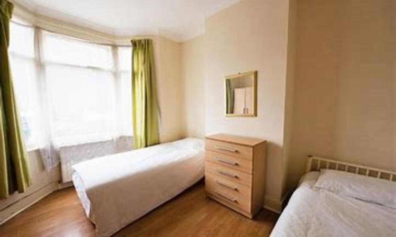 Hemel Short Stay Hemel Hempstead Exteriör bild